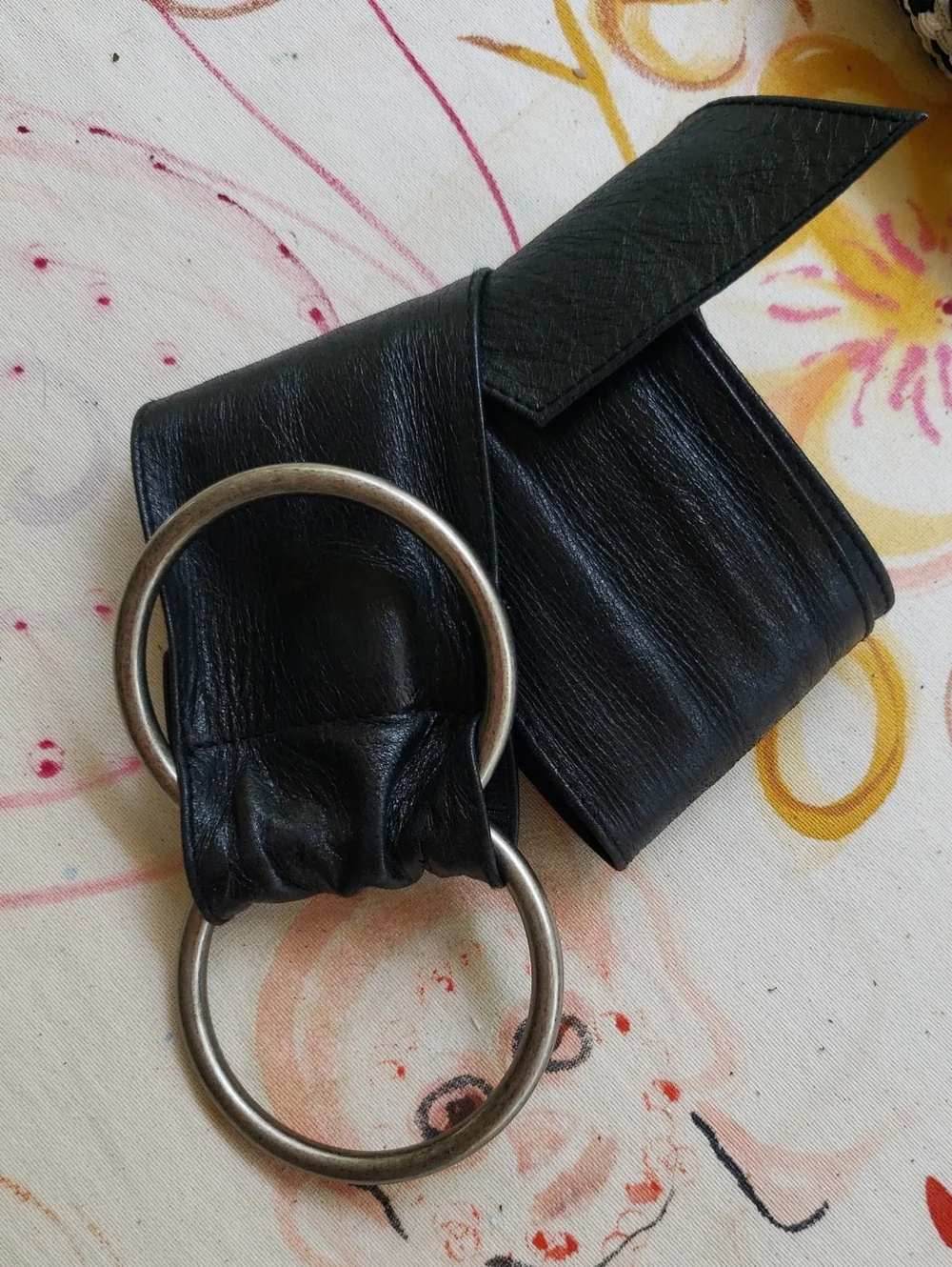 The Limited Black Double-Ring Leather Waist Belt
